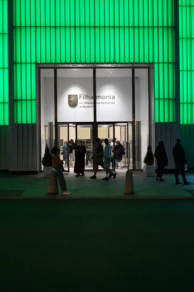 Eingang zur Philharmonie während der Museumsnacht.